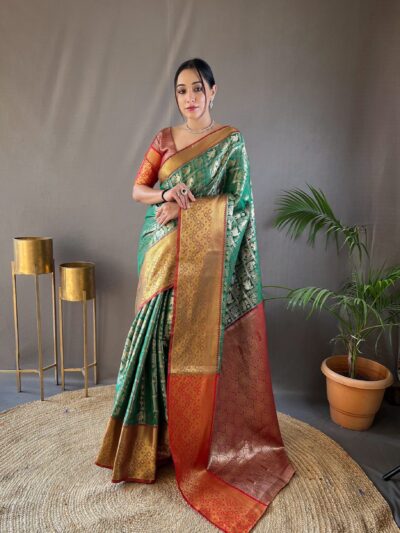 Regal Green Banarasi Silk Saree with Rich Zari Weaving and Contrasting Pallu