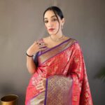 Majestic Red Banarasi Silk Saree with Rich Contrast Weaving Pallu and Intricate Border - Image 3