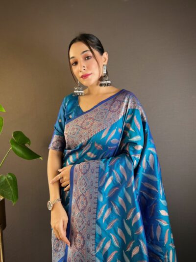 Royal Blue Luxurious Soft Silk Saree with Triple Zari Paan Weaves and Regal Zari Woven Pallu