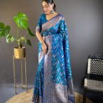 Royal Blue Luxurious Soft Silk Saree with Triple Zari Paan Weaves and Regal Zari Woven Pallu - Image 3