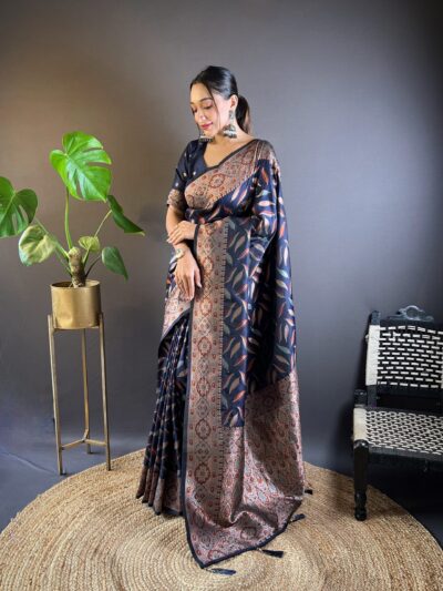 Royal Black Luxurious Soft Silk Saree with Triple Zari Paan Weaves and Regal Zari Woven Pallu