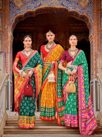 Red Exquisite Mercerized Sigma Silk Saree with Vibrant Motifs and Aqua Finish